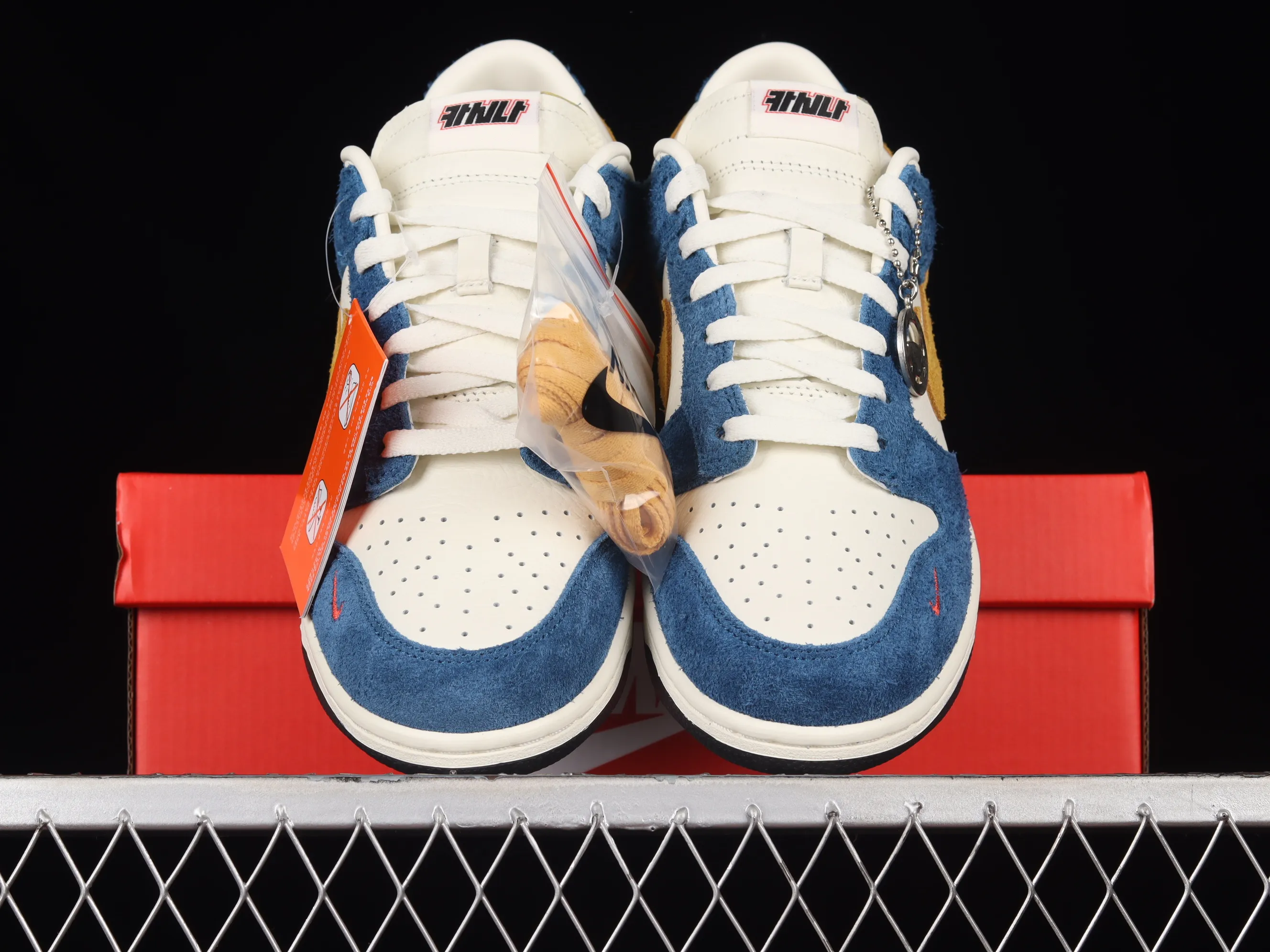 All categories Nk SB Dunk Series Nk SB Dunk Low low-top sneakers M version pure original Kasina x Nk SB Dunk Low joint model blue and yellow retro low-top casual sports skateboard shoes CZ6501-100